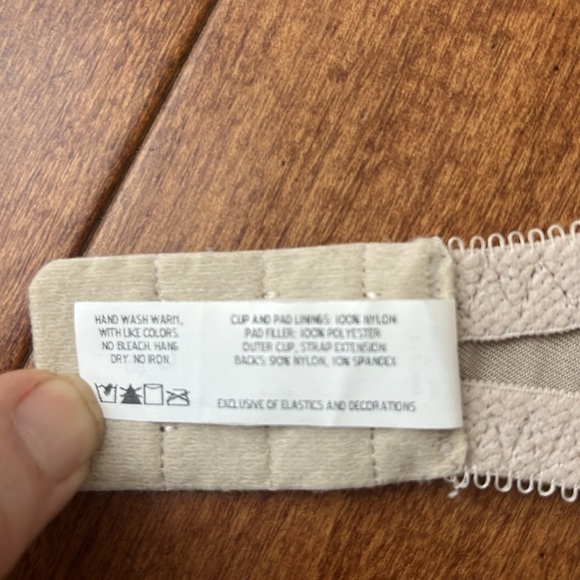 NWT Target Bra SandShell Color Size C36 - Picture 5 of 5